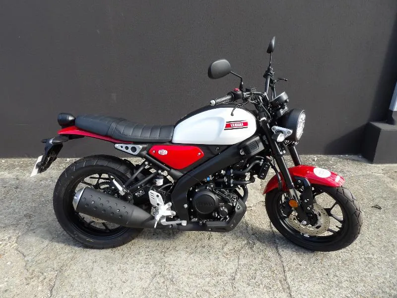 XSR 125