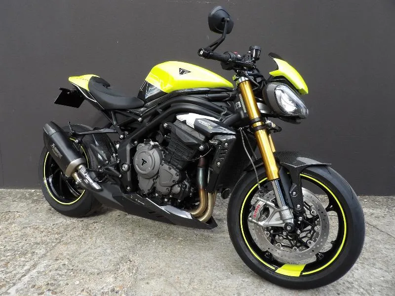 Speed Triple 1200 RX