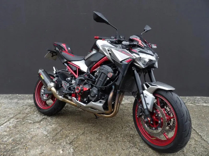 Z 900