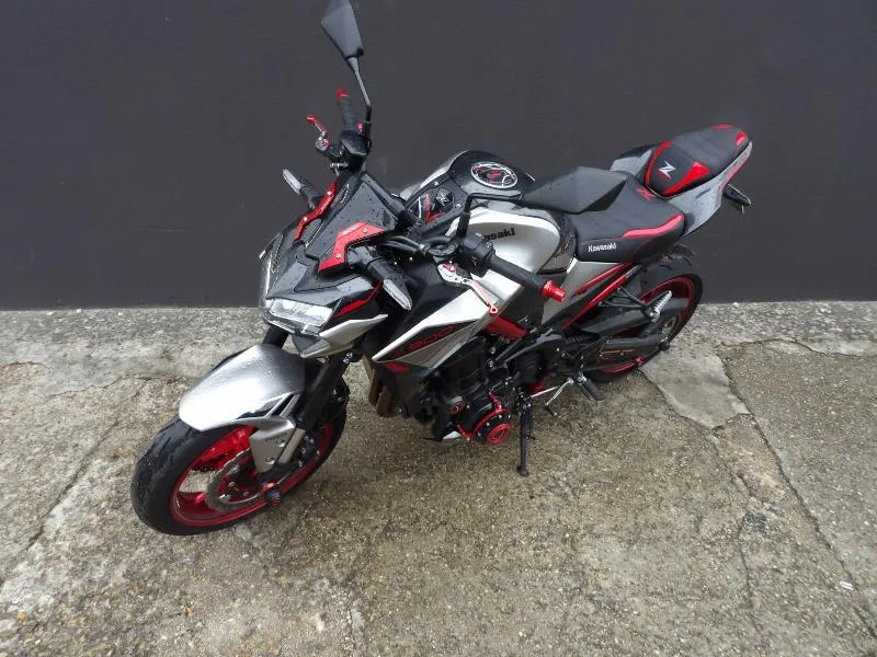 Z 900