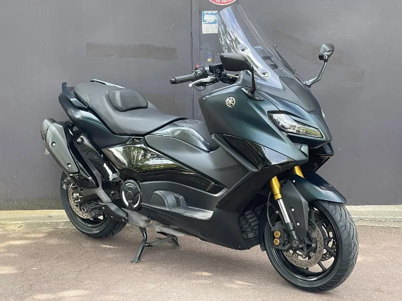 TMAX 560 TECH MAX  1ERE MAIN  GARANTIE 12 MOIS
