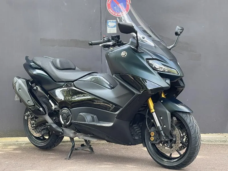 TMAX 560 TECH MAX  1ERE MAIN  GARANTIE 12 MOIS
