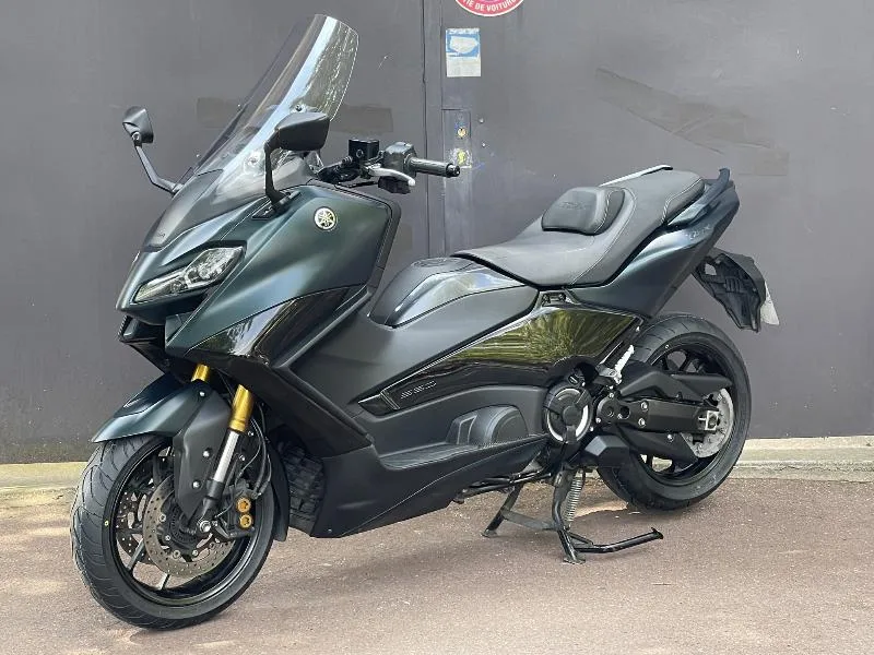 TMAX 560 TECH MAX  1ERE MAIN  GARANTIE 12 MOIS