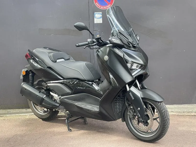 XMAX 300 TECH MAX  GARANTIE 2030 2024