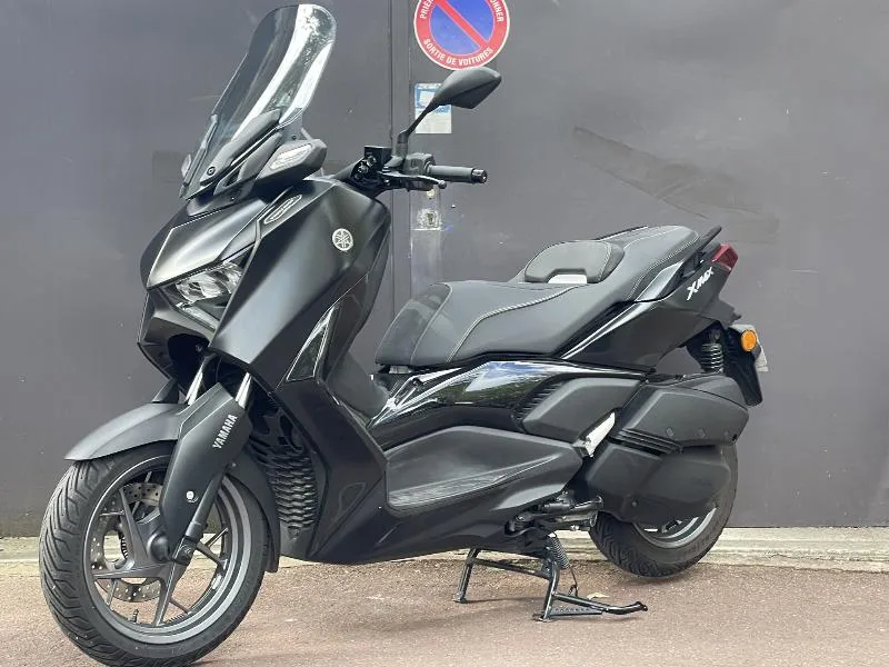 XMAX 300 TECH MAX  GARANTIE 2030