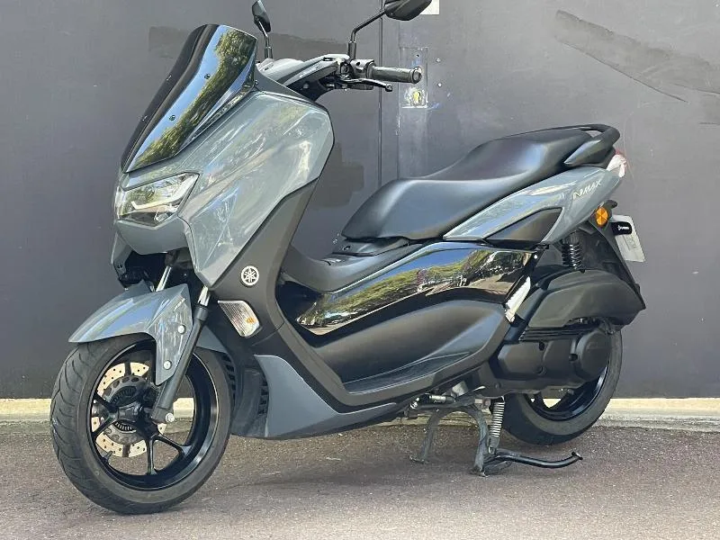 NMAX 125  1ERE MAIN  GARANTIE 12 MOIS