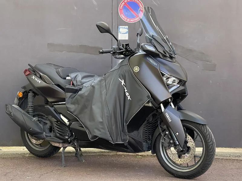XMAX 125 TECH MAX  GARANTIE 12 MOIS
