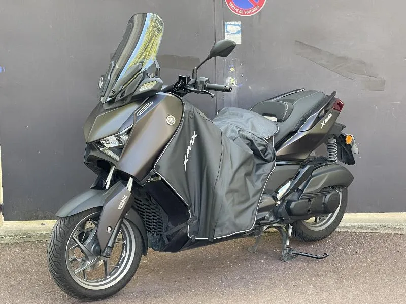 XMAX 125 TECH MAX  GARANTIE 12 MOIS