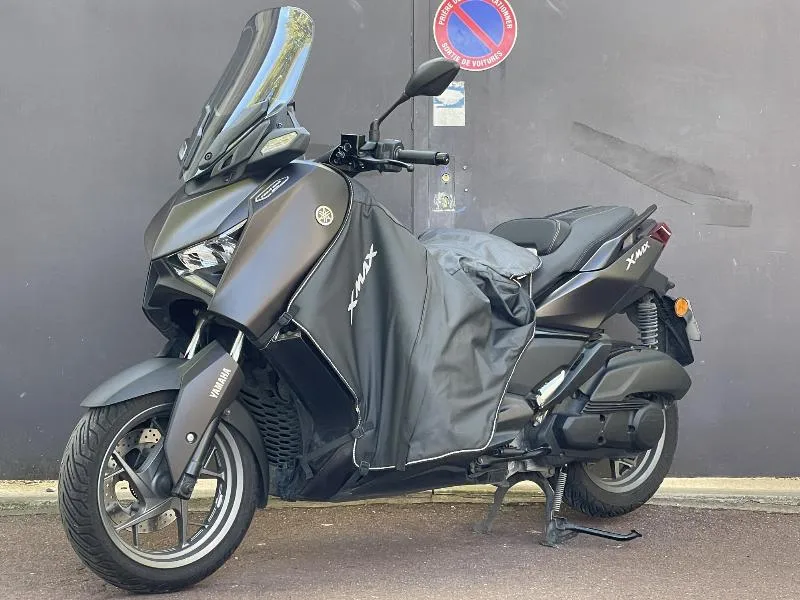 XMAX 125 TECH MAX  GARANTIE 12 MOIS