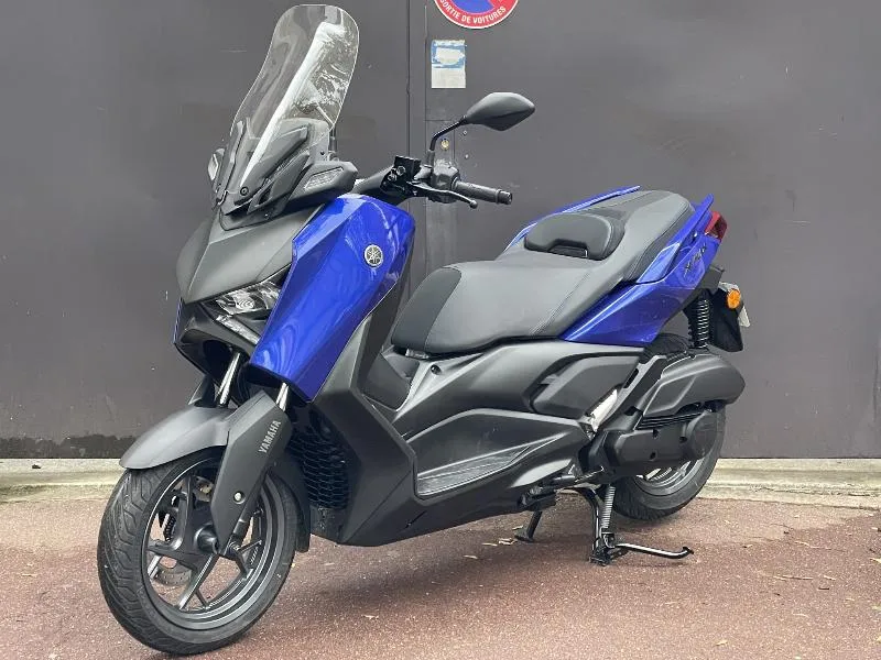 XMAX 125 2026  335KM  GARANTIE 2031