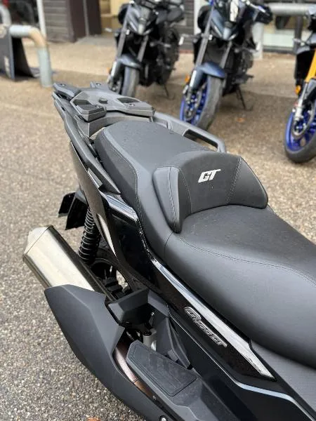 C 400 GT