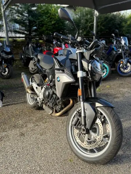 F900R