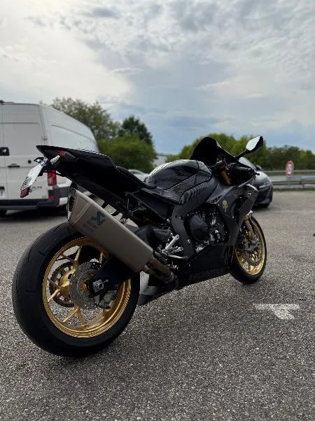 CBR 1000  RRR FIREBLADE SP