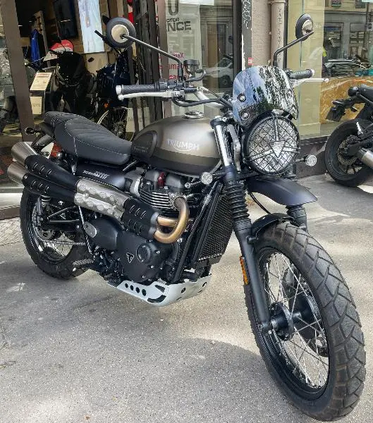 STREET SCRAMBLER  900