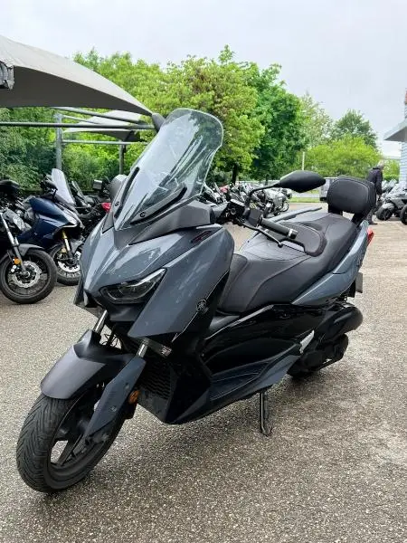 XMAX 125 TECH MAX