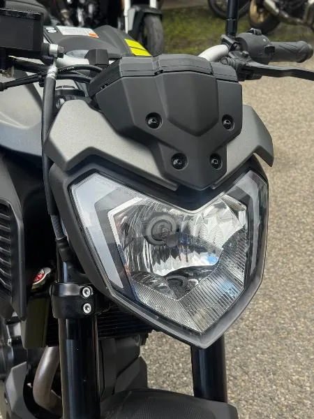 MT125 ABS