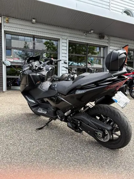 XP TMAX 560 TECH MAX