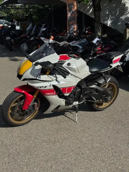 YZF 1000 R1 60TH