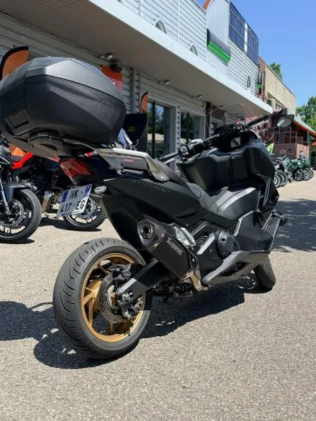 NSS FORZA 750