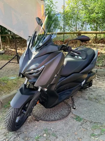 XMAX 125