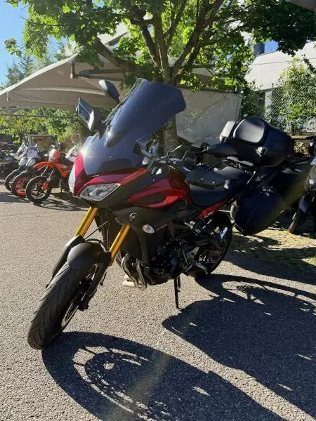 TRACER 900