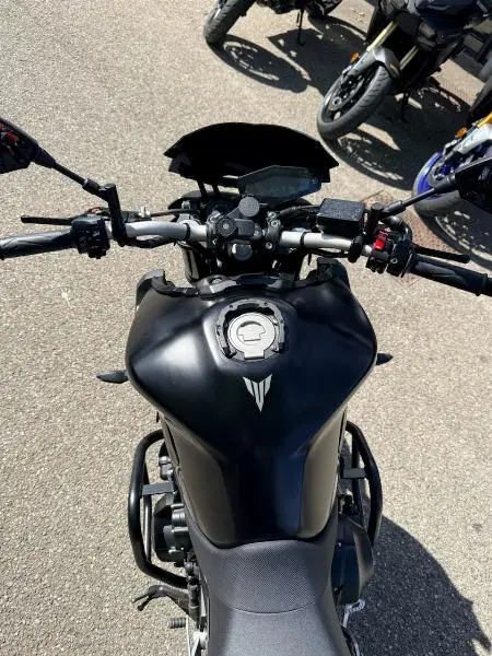 MT09
