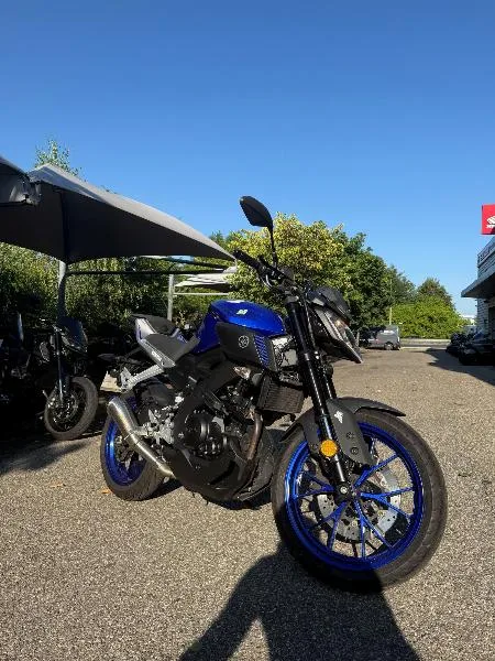 MT125 ABS