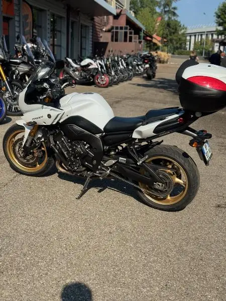 FZ8 S