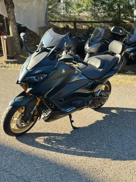 XP TMAX 560 TECH MAX