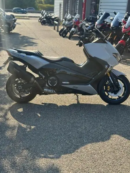 XP TMAX 530 DX