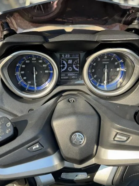XP TMAX 530 DX