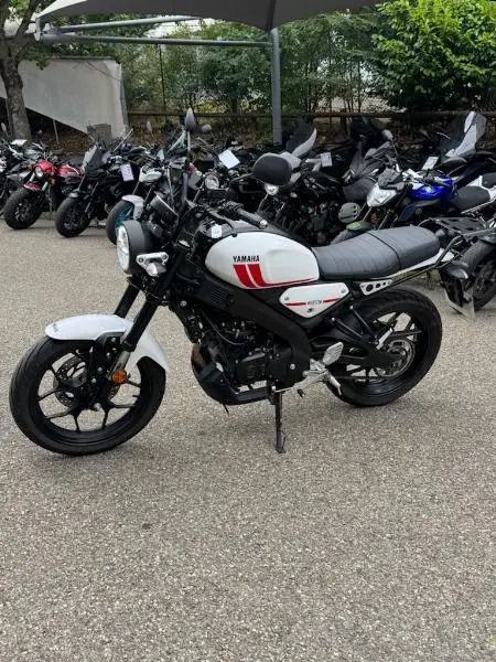 XSR 125