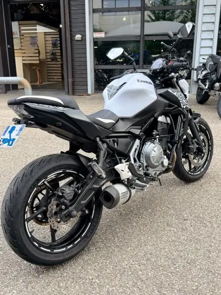 Z650  Z650