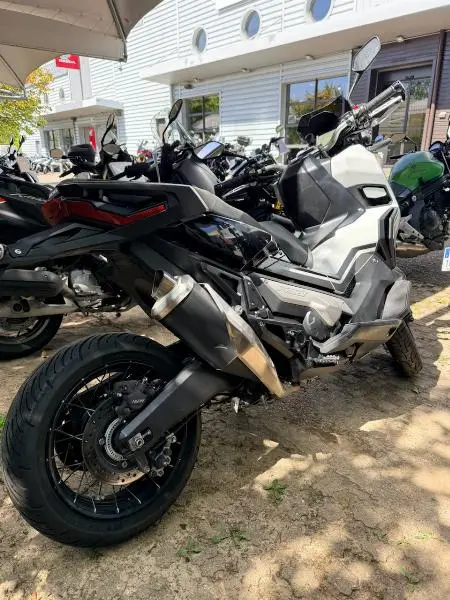 XADV 750