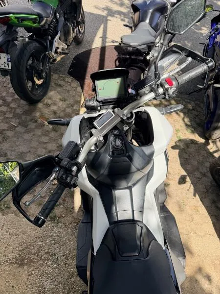XADV 750