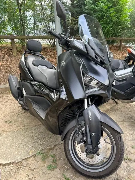 XMAX 125 TECH MAX