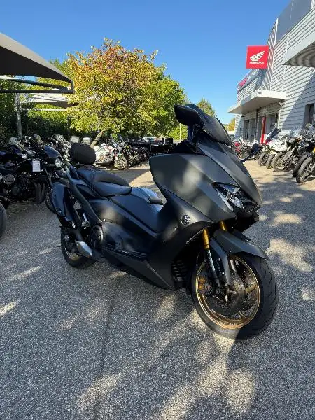 XP TMAX 560 TECH MAX