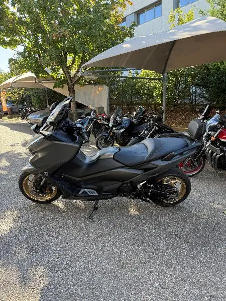 XP TMAX 560 TECH MAX