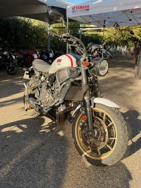 XSR 700 LEGACY