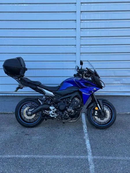 TRACER 900