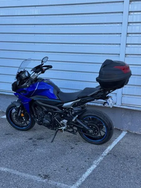 TRACER 900