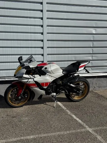YZF 1000 R1 60TH