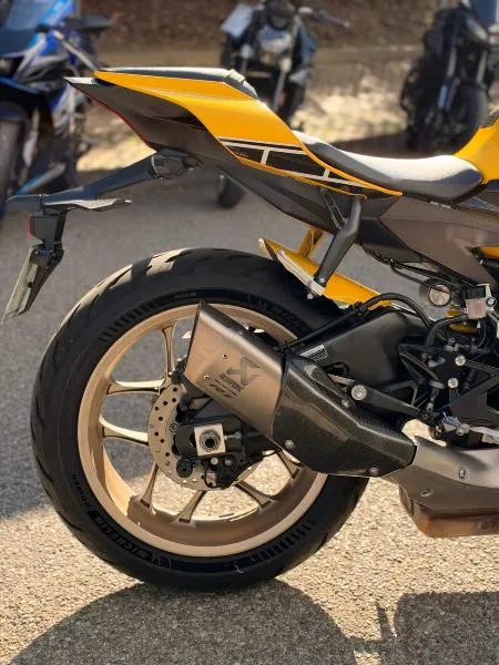 YZF 1000 R1 60TH