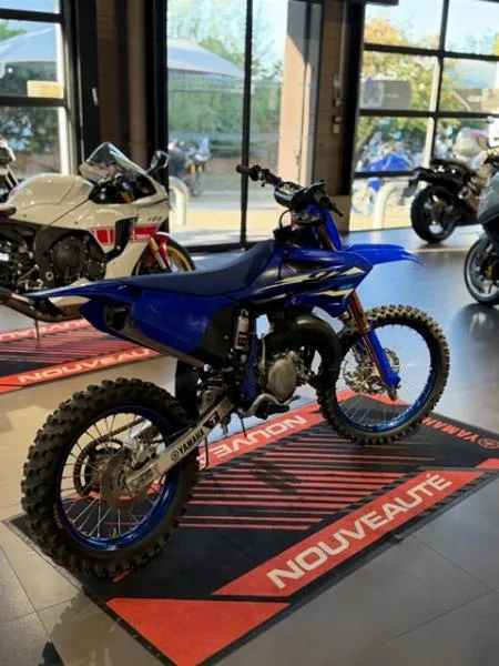 YZ85