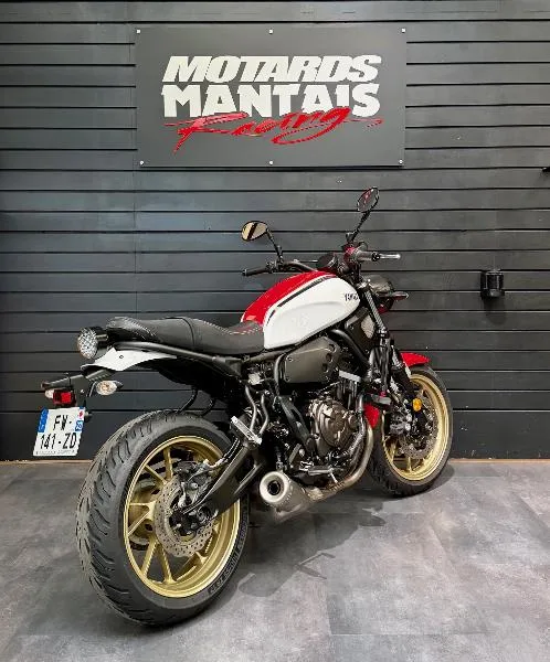 XSR 700 ABS