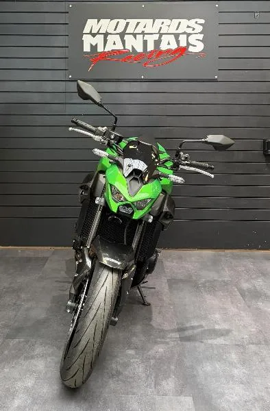 Z 900