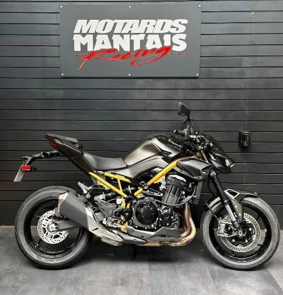 Z 900
