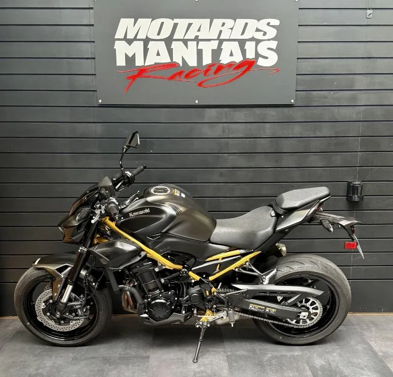 Z 900