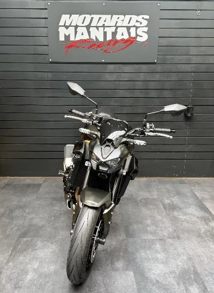 Z 900