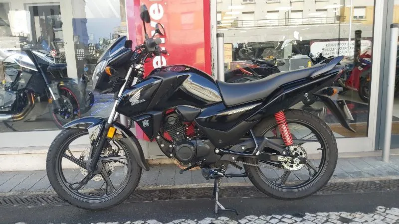 CB 125 F